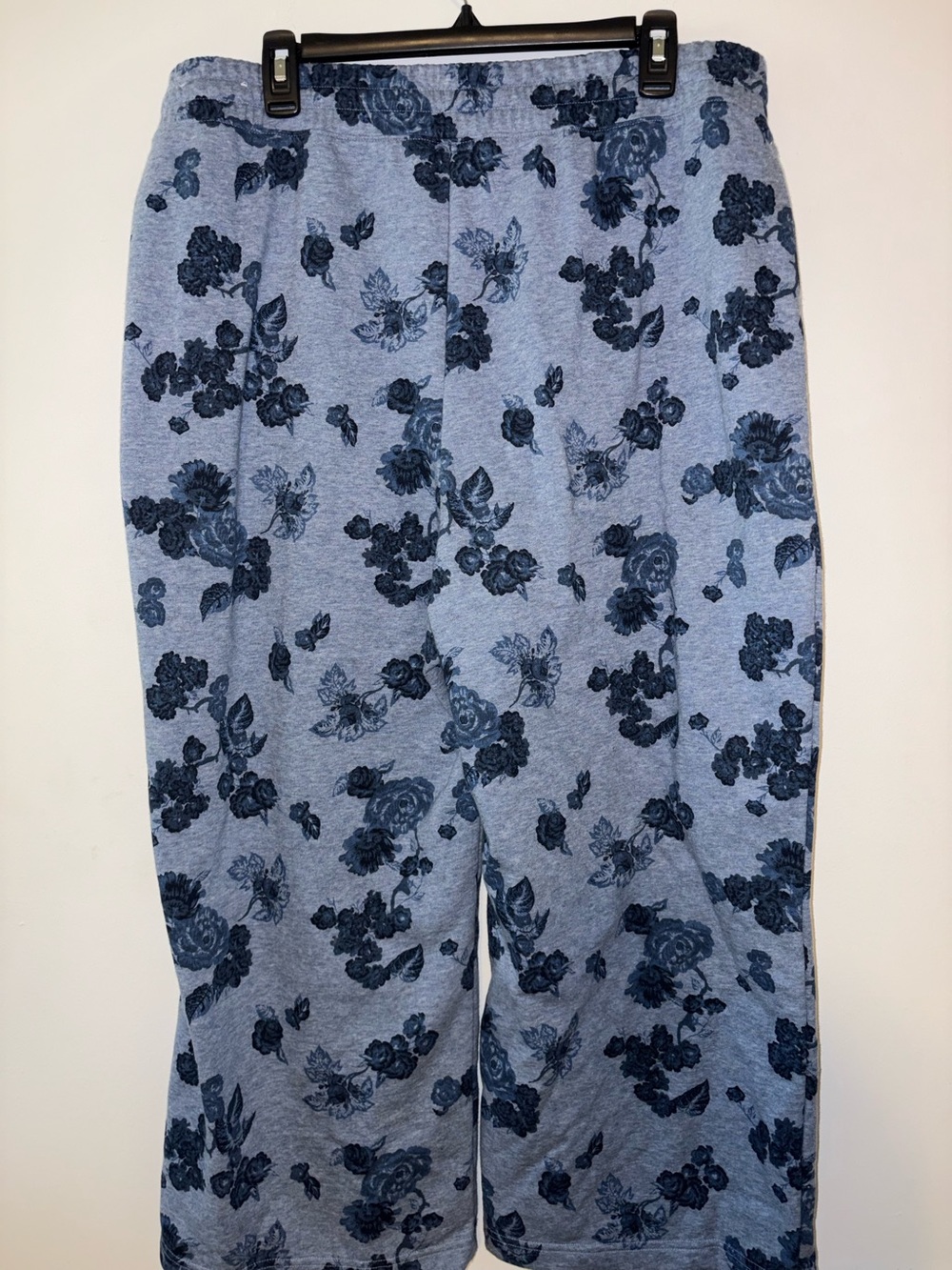 LC Lauren Conrad Blue Floral Jogger Sweatpants